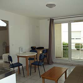 Location appartement T2 meublé avec balcon Avignon